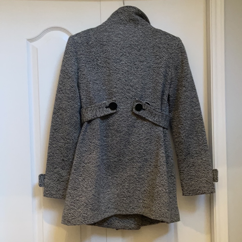 BEDO Fall/Winter Coat. - Picture 2 of 4